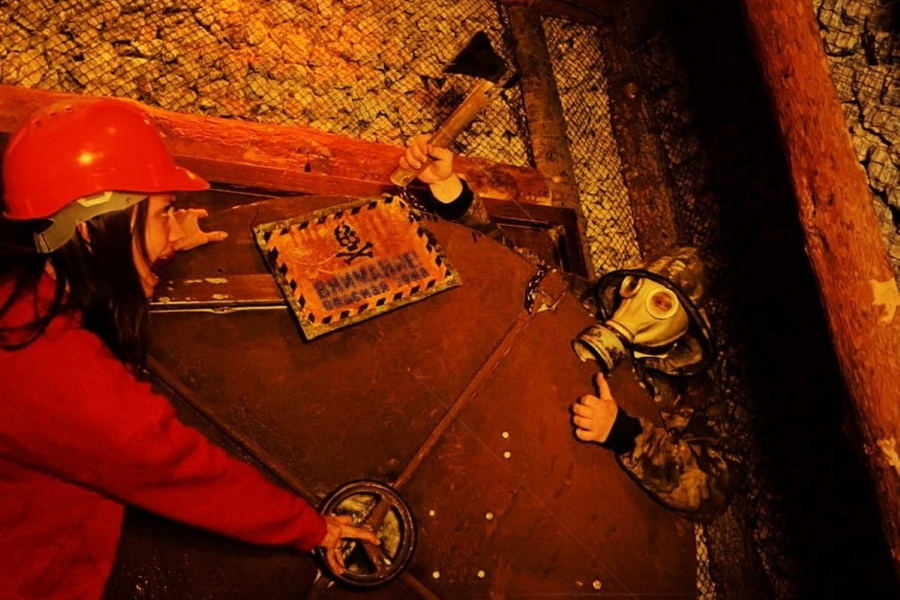 Квест в реальности Коллекционер. Шахта от компании Utopia Квест в реальности Коллекционер. Шахта от компании Utopia